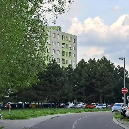 One-room Apartment-around Bojnice شقة