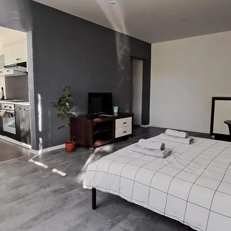 شقة One-room Apartment-around Bojnice *